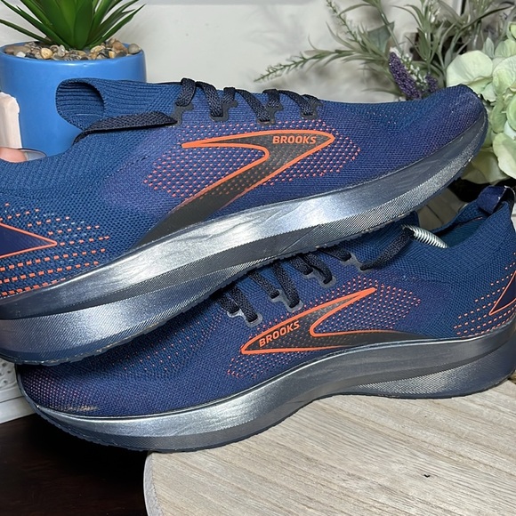 BROOKS Levitate StealthFit GTS 5 Mens Wide Running Casual Comfy Navy Blue Orange - Picture 5 of 9